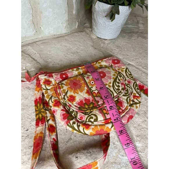 Vera Bradley Folkloric Lizzy saddle Crossbody - Picture 5 of 5